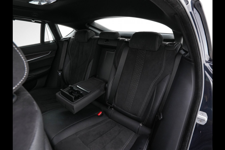 BMW X6 xDrive30d High Executive Design-Edition-Extravagance Aut. *PANO | LEATHER-ALCANTARA | FULL-LED | MEMORY-PACK | HEAD-UP | HIFI-SOUND | KEYLESS | DAB+ | BLIND-SPOT | CAMERA | HEATED-SPORTSEATS | SHIFTPADDLES | SOFTCLOSE | TOWBAR | 20''ALU*