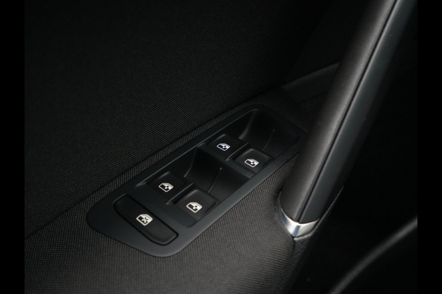 Volkswagen e-Golf E-DITION Navigatie Pdc Stoelverwarming Acc Carplay 126