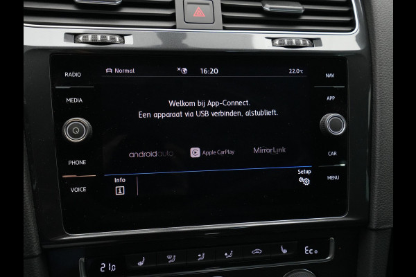 Volkswagen e-Golf E-DITION Navigatie Pdc Stoelverwarming Acc Carplay 126