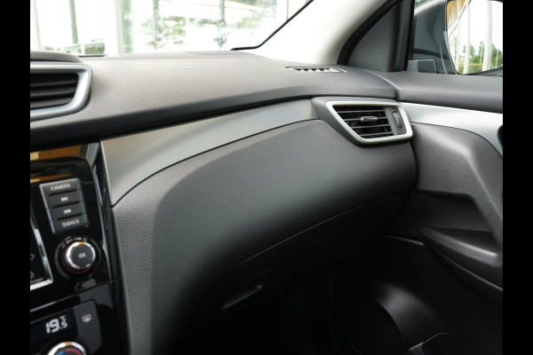 Nissan QASHQAI 1.3 DIG-T Automaat N-Connecta | Navigatie | DAB | 360 Camera | Climate Control
