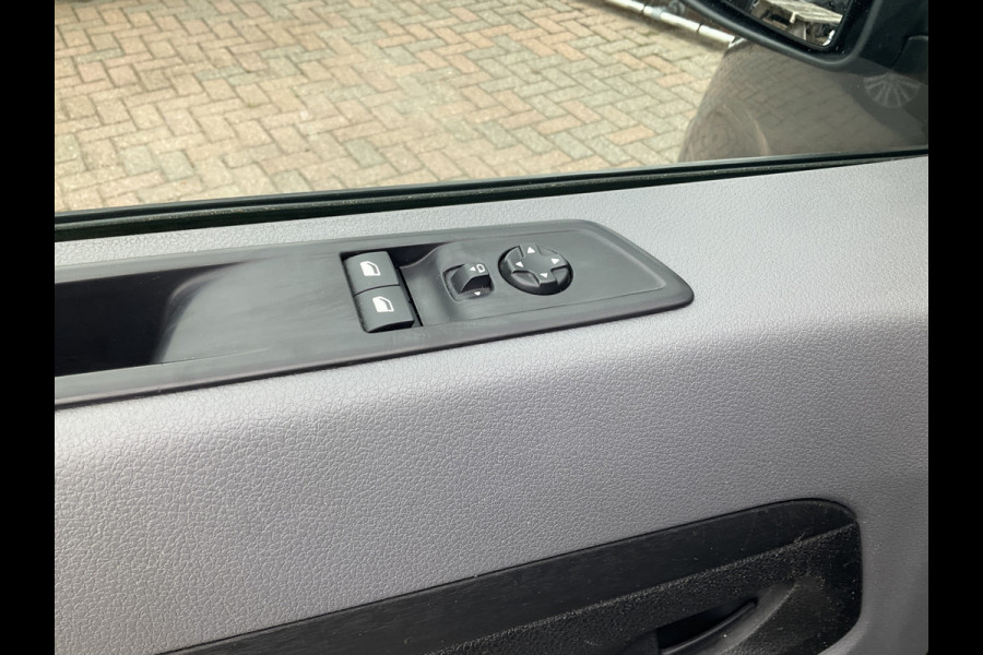 Peugeot Expert 6-Pers 231S 2.0 BlueHDI 120 Premium Dubbele Cabine Pack Trekhaak 360cam Carplay Voll.Onderhouden!