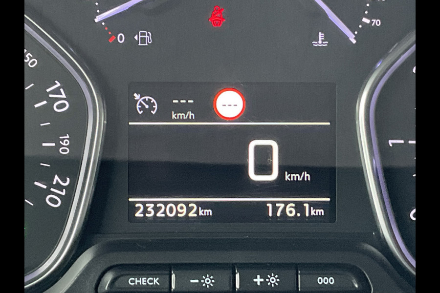 Peugeot Expert 6-Pers 231S 2.0 BlueHDI 120 Premium Dubbele Cabine Pack Trekhaak 360cam Carplay Voll.Onderhouden!