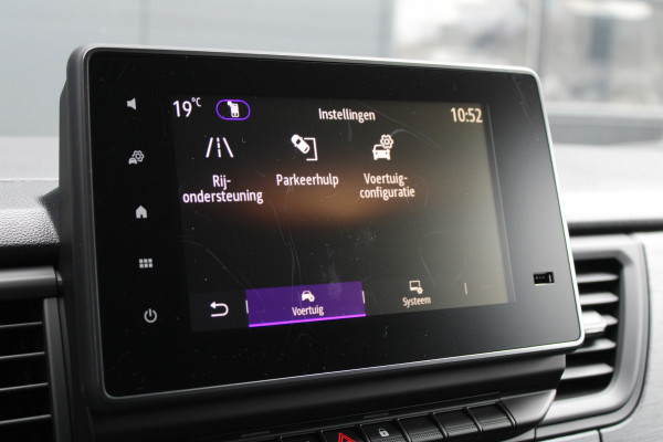 Renault Trafic 2.0 Blue dCi 150pk T30 L2H1 Advance - Achteruitrijcamera - Carplay - Android - Allseason - Trekhaak - Rijklaar
