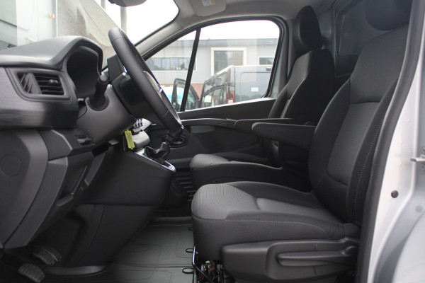 Renault Trafic 2.0 Blue dCi 150pk T30 L2H1 Advance - Passagiersstoel - Achteruitrijcamera - Carplay - Android - Allseason - Trekhaak - Rijklaar