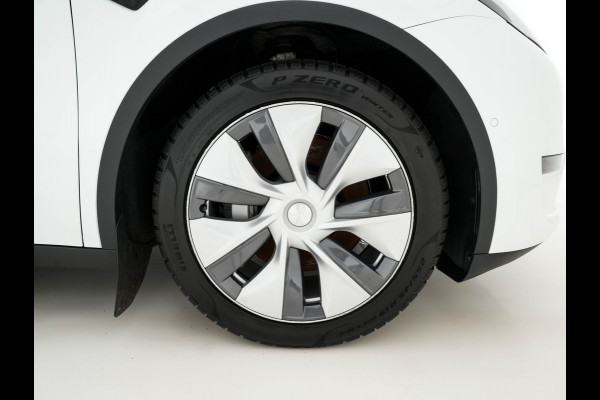 Tesla Model Y Long Range AWD 75 kWh [ 3-Fase ] (INCL-BTW) Aut. *PANO-WINDOW | AUTO-PILOT | LUXURY-LEATHER | TOP-VIEW | NAVI-FULLMAP | MATRIX-LED | AIR-SUSPENSION | DIGI-COCKPIT | KEYLESS | CAMERA | DAB+ | HEATED-COMFORTSEATS | PRIVACY-GLA