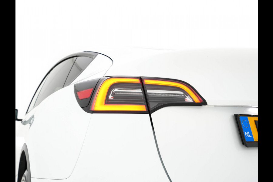 Tesla Model Y Long Range AWD 75 kWh [ 3-Fase ] (INCL-BTW) Aut. *PANO-WINDOW | AUTO-PILOT | LUXURY-LEATHER | TOP-VIEW | NAVI-FULLMAP | MATRIX-LED | AIR-SUSPENSION | DIGI-COCKPIT | KEYLESS | CAMERA | DAB+ | HEATED-COMFORTSEATS | PRIVACY-GLA