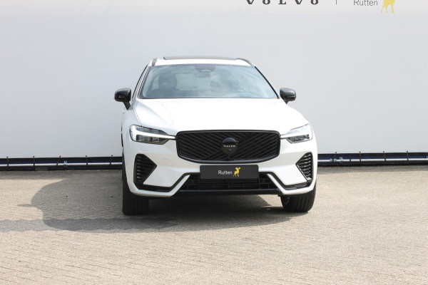 Volvo XC60 T6 350PK FACELIFT 2026 AWD Plus Black Edition FACELIFT 2026 / Panoramisch schuif-kanteldak / Harman Kardon Audio  / 21" lichtmetalen velgen / Head-Up Display / 360graden camera