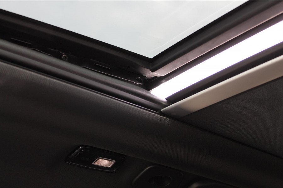 Volvo XC60 T6 350PK FACELIFT 2026 AWD Plus Black Edition FACELIFT 2026 / Panoramisch schuif-kanteldak / Harman Kardon Audio  / 21" lichtmetalen velgen / Head-Up Display / 360graden camera