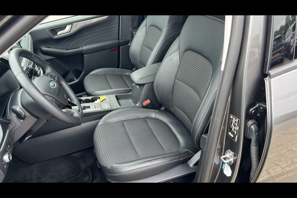Ford Kuga 2.5 PHEV Titanium X Zuid | Weg/Uitklapbare Trekhaak (Elektrisch bedienbaar) | Adaptive cruise control | Winter Pack | Dodehoeksensoren | Bang&Olufsen | Head up Display | Half leder bekleding | 1.500 kg trekgewicht