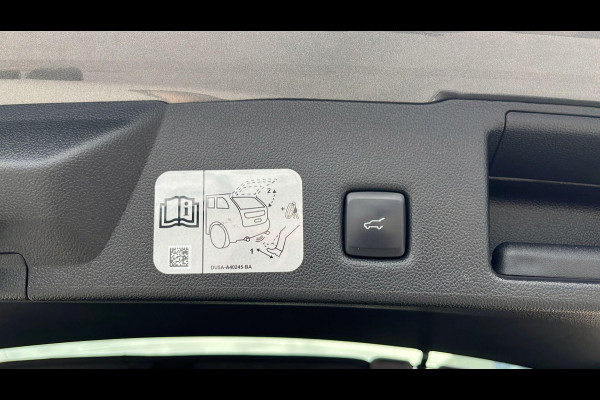 Ford Kuga 2.5 PHEV Titanium X Zuid | Weg/Uitklapbare Trekhaak (Elektrisch bedienbaar) | Adaptive cruise control | Winter Pack | Dodehoeksensoren | Bang&Olufsen | Head up Display | Half leder bekleding | 1.500 kg trekgewicht