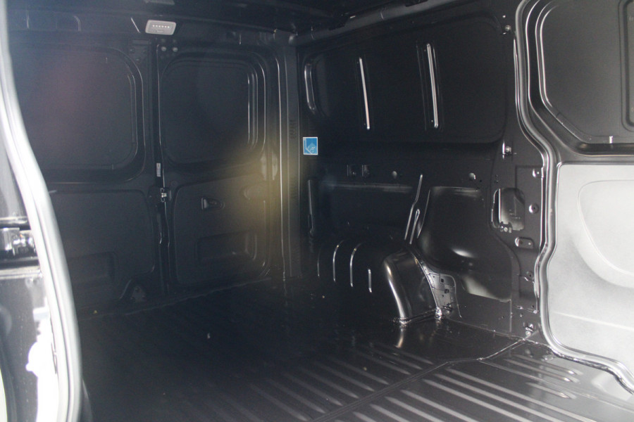 Renault Trafic 2.0 Blue dCi 150pk T30 L2H1 Advance - 2x Schuifdeur - Achteruitrijcamera - Carplay - Android - Allseason - Trekhaak - Rijklaar