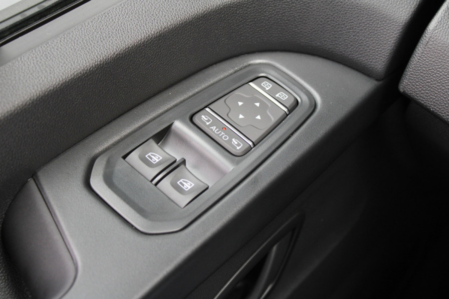 Renault Trafic 2.0 Blue dCi 150pk T30 L2H1 Advance - 2x Schuifdeur - Achteruitrijcamera - Carplay - Android - Allseason - Trekhaak - Rijklaar