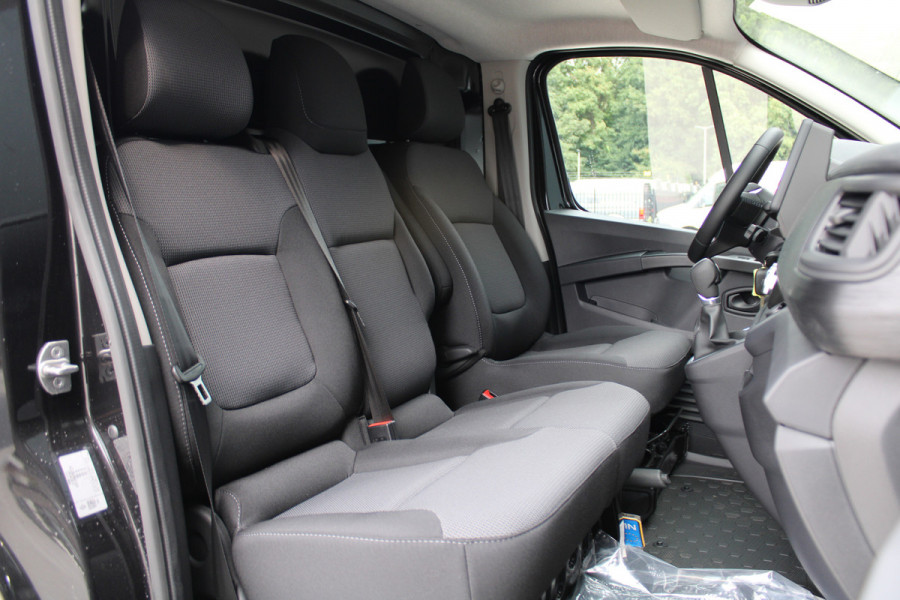 Renault Trafic 2.0 Blue dCi 150pk T30 L2H1 Advance - 2x Schuifdeur - Achteruitrijcamera - Carplay - Android - Allseason - Trekhaak - Rijklaar