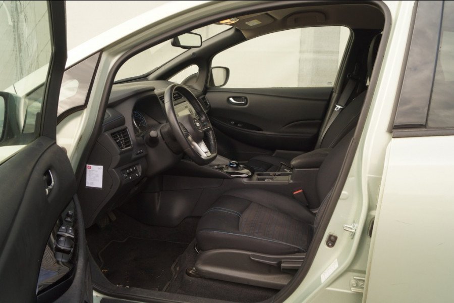 Nissan Leaf 2.ZERO EDITION 40kWh -NAVI-ECC-CAM-