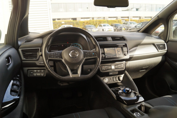 Nissan Leaf 2.ZERO EDITION 40kWh -NAVI-ECC-CAM-