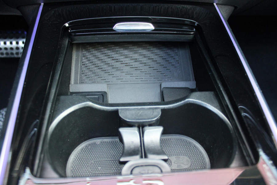 Mercedes-Benz GLA 250e 218PK BUSINESS SOLUTION AMG LIMITED | SFEER VERLICHTING | PANORAMISCH SCHUIF/KANTEL DAK | BURMESTER PREMIUM AUDIO | VERWARMDE VOORSTOELEN | MULTIBEAM LED KOPLAMPEN | APPLE CARPLAY/ANDROID AUTO | 360˚ CAMERA | DODEHOEK DETECTIE | ELEKTRISCH BEDIENBARE ACHTERKLEP | KEYLESS ENTRY/START | DRAADLOZE TELEFOONLADER | NIGHT PAKKET | 20" LICHTMETALEN VELGEN | ZWARTE HEMELBEKLEDING |