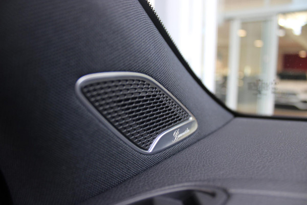 Mercedes-Benz GLA 250e 218PK BUSINESS SOLUTION AMG LIMITED | SFEER VERLICHTING | PANORAMISCH SCHUIF/KANTEL DAK | BURMESTER PREMIUM AUDIO | VERWARMDE VOORSTOELEN | MULTIBEAM LED KOPLAMPEN | APPLE CARPLAY/ANDROID AUTO | 360˚ CAMERA | DODEHOEK DETECTIE | ELEKTRISCH BEDIENBARE ACHTERKLEP | KEYLESS ENTRY/START | DRAADLOZE TELEFOONLADER | NIGHT PAKKET | 20" LICHTMETALEN VELGEN | ZWARTE HEMELBEKLEDING |