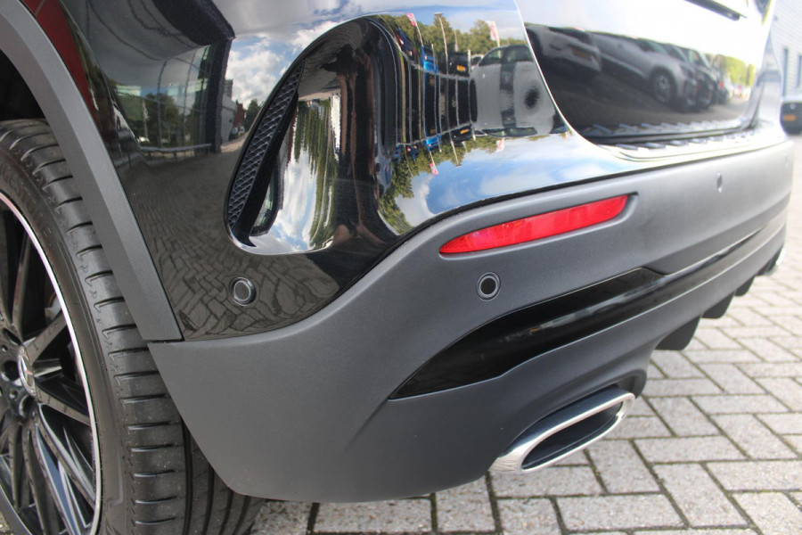 Mercedes-Benz GLA 250e 218PK BUSINESS SOLUTION AMG LIMITED | SFEER VERLICHTING | PANORAMISCH SCHUIF/KANTEL DAK | BURMESTER PREMIUM AUDIO | VERWARMDE VOORSTOELEN | MULTIBEAM LED KOPLAMPEN | APPLE CARPLAY/ANDROID AUTO | 360˚ CAMERA | DODEHOEK DETECTIE | ELEKTRISCH BEDIENBARE ACHTERKLEP | KEYLESS ENTRY/START | DRAADLOZE TELEFOONLADER | NIGHT PAKKET | 20" LICHTMETALEN VELGEN | ZWARTE HEMELBEKLEDING |