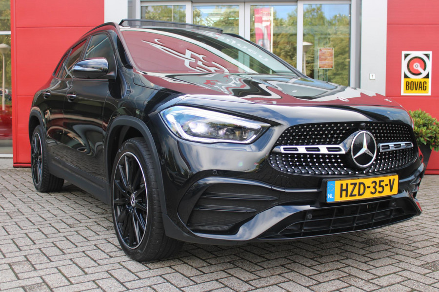 Mercedes-Benz GLA 250e 218PK BUSINESS SOLUTION AMG LIMITED | SFEER VERLICHTING | PANORAMISCH SCHUIF/KANTEL DAK | BURMESTER PREMIUM AUDIO | VERWARMDE VOORSTOELEN | MULTIBEAM LED KOPLAMPEN | APPLE CARPLAY/ANDROID AUTO | 360˚ CAMERA | DODEHOEK DETECTIE | ELEKTRISCH BEDIENBARE ACHTERKLEP | KEYLESS ENTRY/START | DRAADLOZE TELEFOONLADER | NIGHT PAKKET | 20" LICHTMETALEN VELGEN | ZWARTE HEMELBEKLEDING |