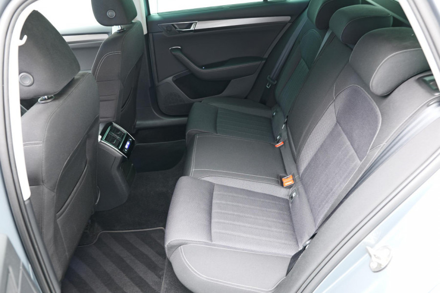 Škoda Superb Combi 1.4 TSI iV Sportline Business |Carplay|360cam|Memory|