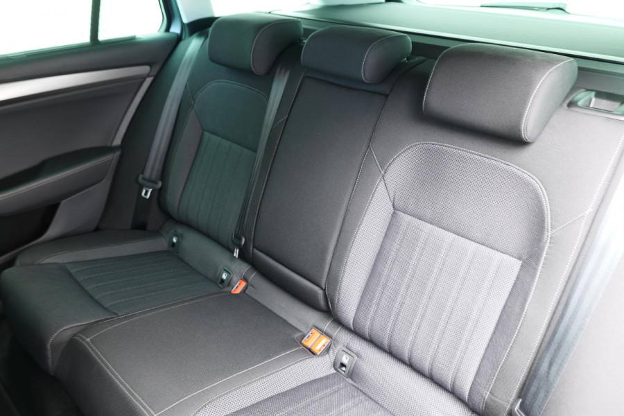 Škoda Superb Combi 1.4 TSI iV Sportline Business |Carplay|360cam|Memory|