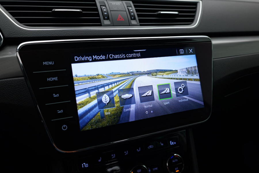 Škoda Superb Combi 1.4 TSI iV Sportline Business |Carplay|360cam|Memory|