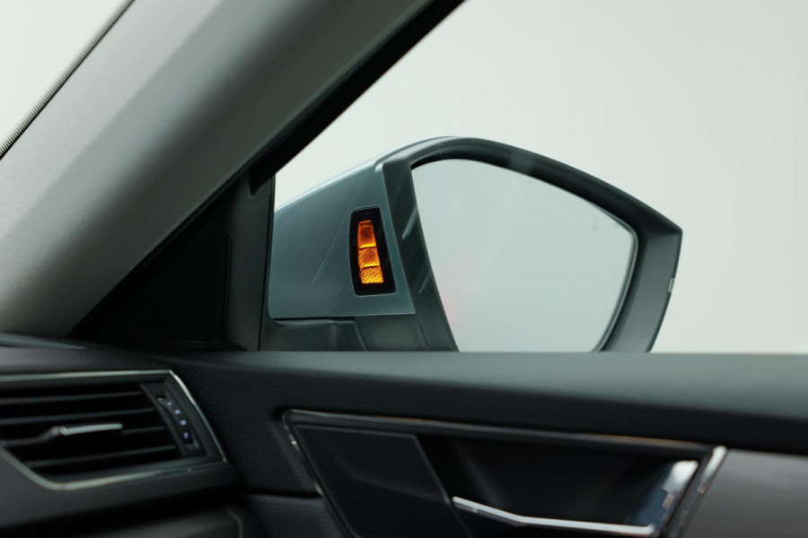 Škoda Superb Combi 1.4 TSI iV Sportline Business |Carplay|360cam|Memory|