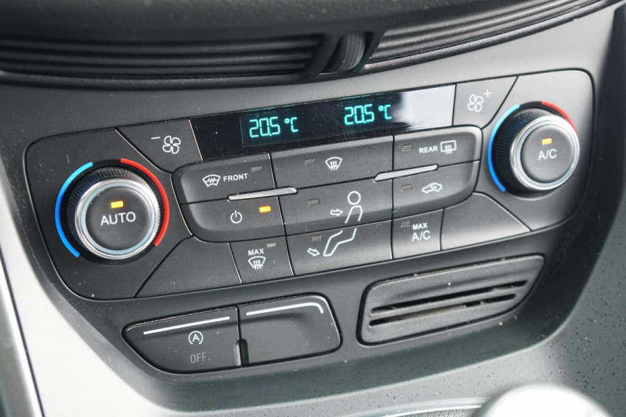 Ford Kuga 1.5 EcoBoost Trend Ultimate DEALER ONDERHOUDEN + TREKHAAK / NAVIGATIE