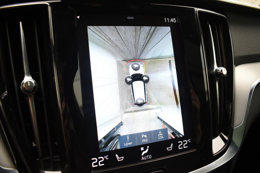 Volvo V60 T6 340PK Automaat Plug-in hybrid AWD R-Design / Panoramadak / Stoelverwarming / Stuurverwarming / 360 Camera / Sportstoelen, Elektrisch met geheugen / Head-up Display / Harman Kardon / Cruise control