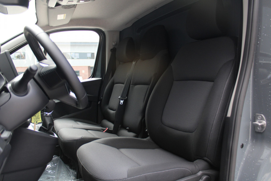 Renault Trafic 2.0 Blue dCi 150pk T30 L2H1 Advance - 2x Schuifdeur - Achteruitrijcamera - Carplay - Android - Allseason - Trekhaak - Rijklaar