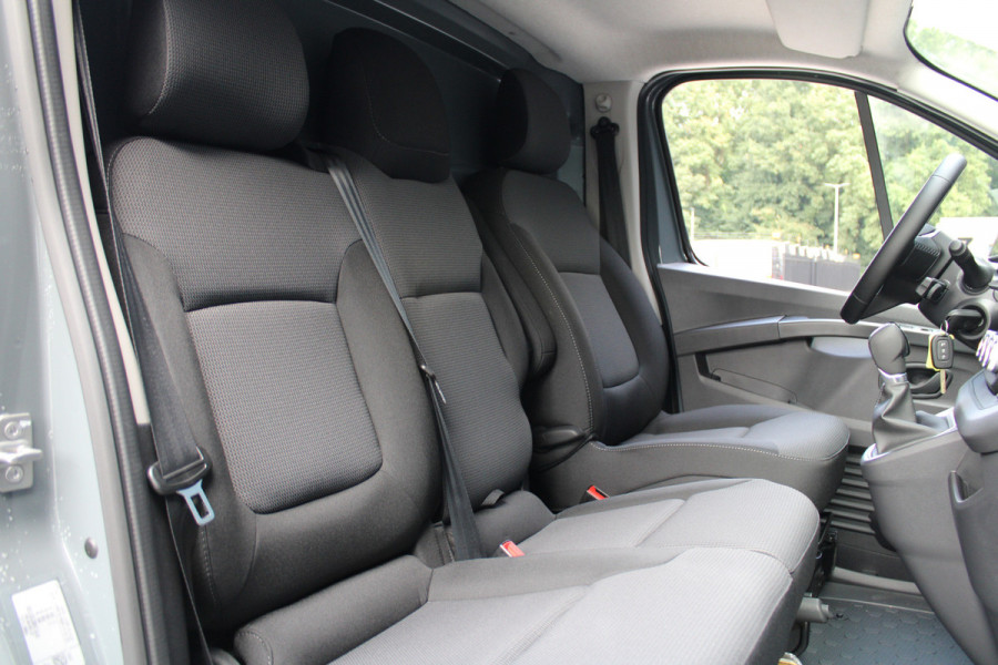 Renault Trafic 2.0 Blue dCi 150pk T30 L2H1 Advance - 2x Schuifdeur - Achteruitrijcamera - Carplay - Android - Allseason - Trekhaak - Rijklaar