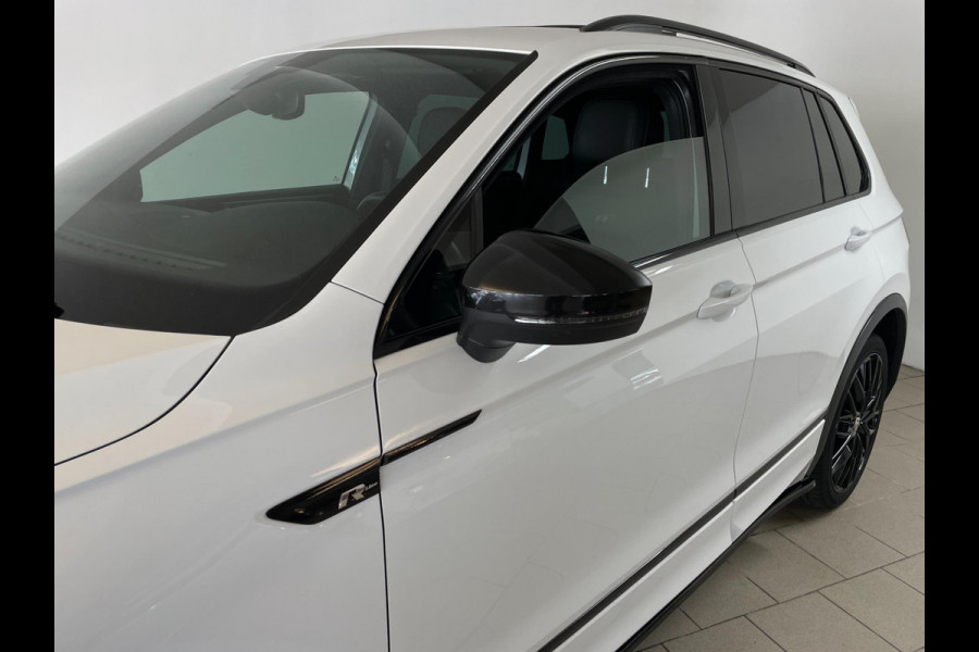 Volkswagen Tiguan 2.0 TSI 4Motion Highline Business R AUTOMAAT PANO AIRCO NAVI CRUISE BT STOELVERW APPLE CARPLAY 20INCH NIEUWSTAAT