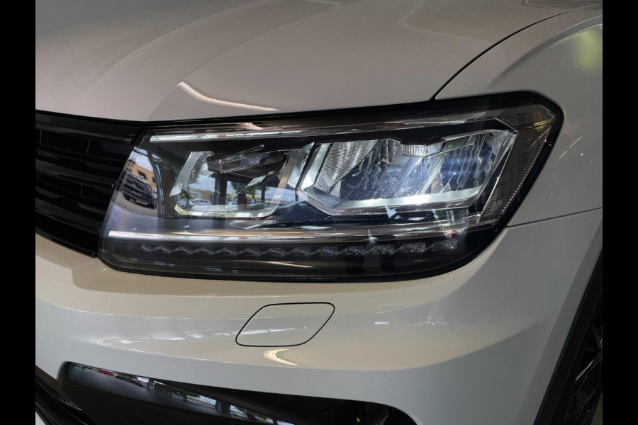 Volkswagen Tiguan 2.0 TSI 4Motion Highline Business R AUTOMAAT PANO AIRCO NAVI CRUISE BT STOELVERW APPLE CARPLAY 20INCH NIEUWSTAAT