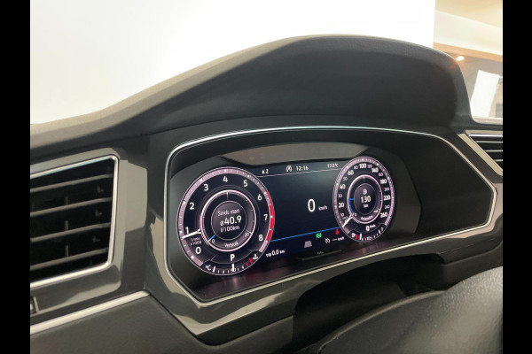 Volkswagen Tiguan 2.0 TSI 4Motion Highline Business R AUTOMAAT PANO AIRCO NAVI CRUISE BT STOELVERW APPLE CARPLAY 20INCH NIEUWSTAAT