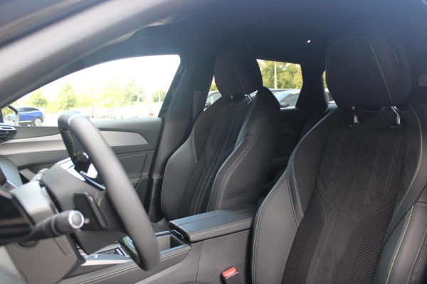 Peugeot 308 SW 1.2 MILD HYBRID 145PK DCS6 GT | ELEKTRISCHE STOEL MET GEHEUGEN FUNCTIE | STOEL VERWARMING | ELEKTRISCHE ACHTERKLEP | 360° CAMERA | KEYLESS ENTRY/START | ADAPTIVE CRUISE CONTROL | 19" LICHTMETALEN VELGEN | DRAADLOZE TELEFOONLADER | DRAADLOZE APPLE CARPLAY/ANDROID AUTO | NAVIGATIE | ALCANTARA BEKLEDING | DAB+ RADIO | DODEHOEK DETECTIE |