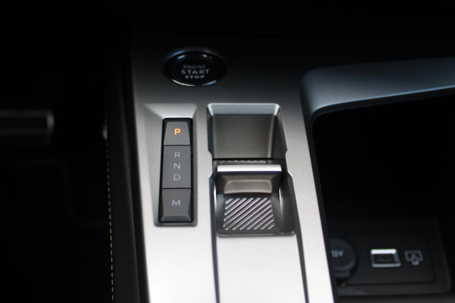 Peugeot 308 SW 1.2 MILD HYBRID 145PK DCS6 GT | ELEKTRISCHE STOEL MET GEHEUGEN FUNCTIE | STOEL VERWARMING | ELEKTRISCHE ACHTERKLEP | 360° CAMERA | KEYLESS ENTRY/START | ADAPTIVE CRUISE CONTROL | 19" LICHTMETALEN VELGEN | DRAADLOZE TELEFOONLADER | DRAADLOZE APPLE CARPLAY/ANDROID AUTO | NAVIGATIE | ALCANTARA BEKLEDING | DAB+ RADIO | DODEHOEK DETECTIE |