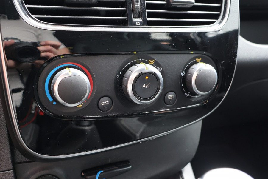 Renault Clio Estate 0.9 TCe Zen | Navigatie | Cruise control | Airco | DAB | LM Velgen | Trekhaak | DAB | MF Stuur | NAP Logisch | Nieuwe APK