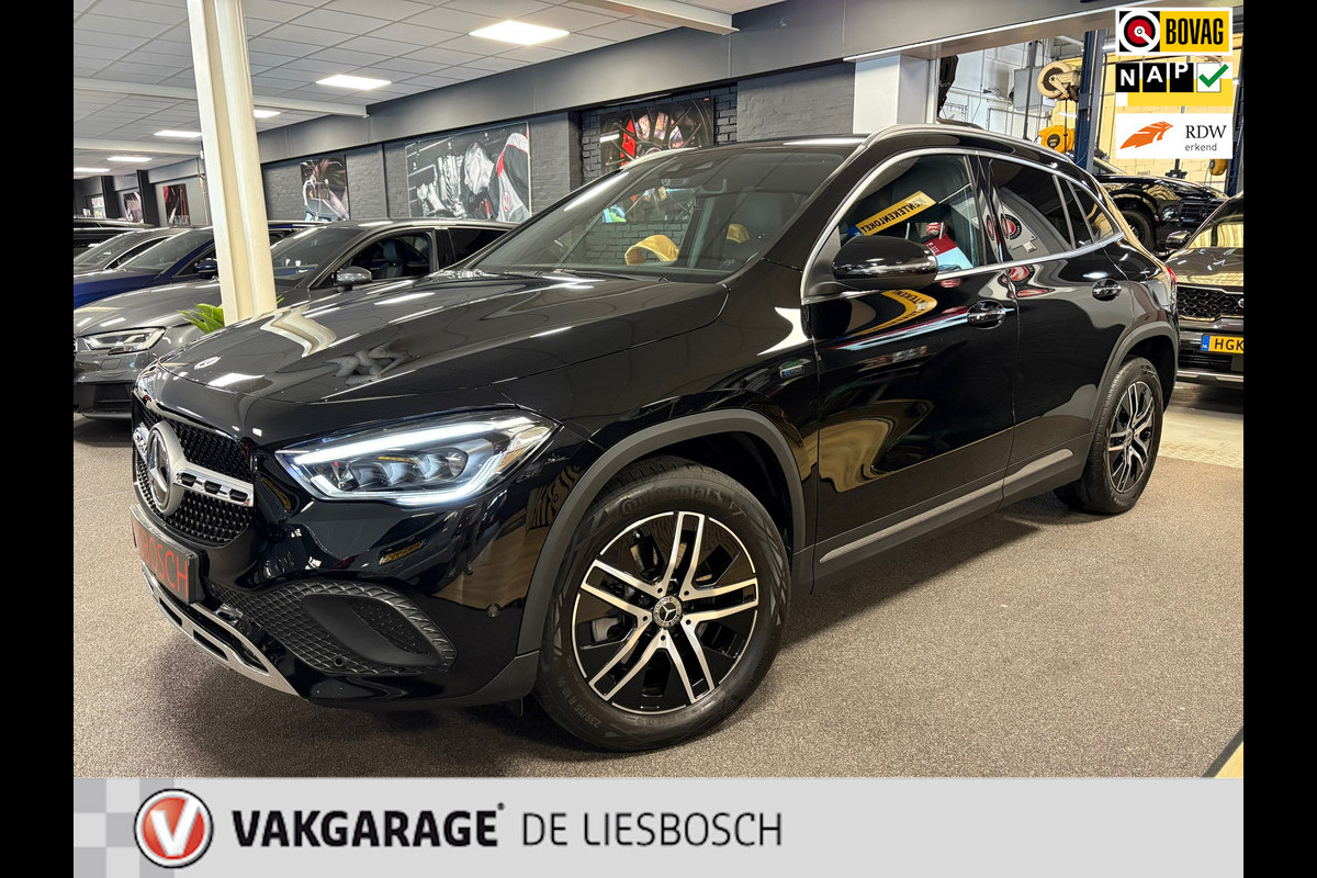 Mercedes-Benz GLA 250 e Progressive led verlichting / sfeer verlichting / camera / Mercedes-Benz GLA 250 e Progressive led verlichting / sfeer verlichting / camera /