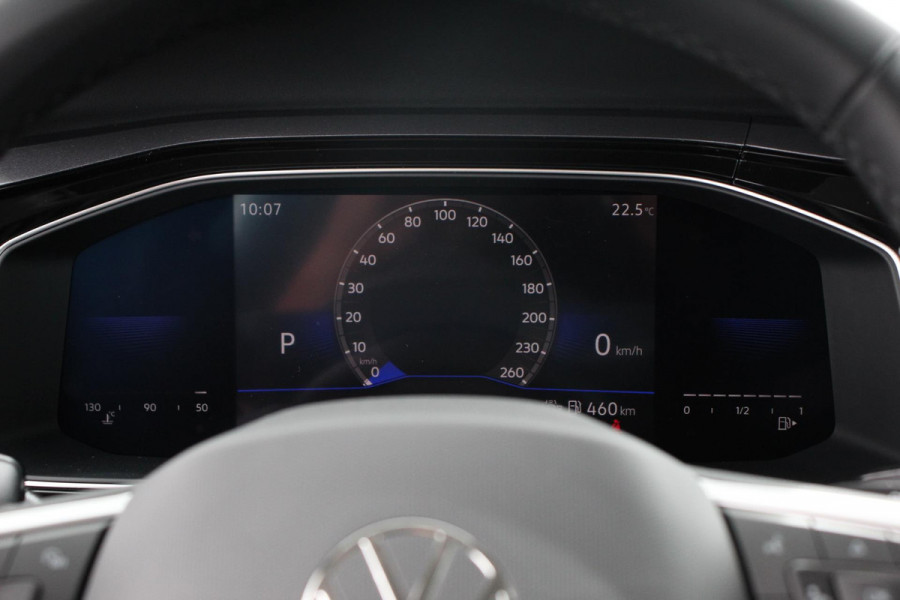 Volkswagen Polo 1.0 TSI DSG Style | Navigatie | Climate Control | Cruise control adaptive | Parkeer sensoren | Led | Dab | Lichtmetalen Velgen | Digitale Cockpit