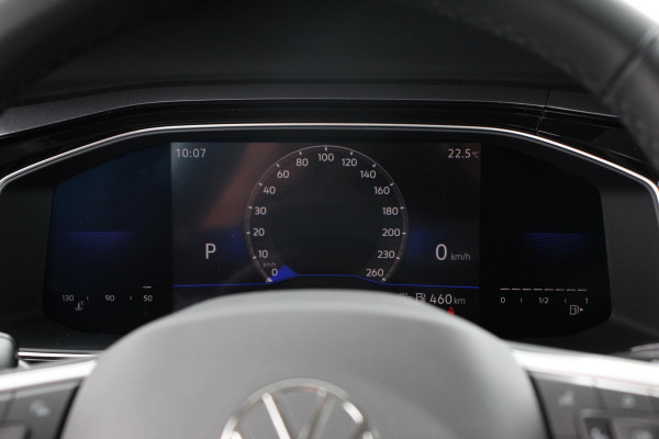 Volkswagen Polo 1.0 TSI DSG Style | Navigatie | Climate Control | Cruise control adaptive | Parkeer sensoren | Led | Dab | Lichtmetalen Velgen | Digitale Cockpit