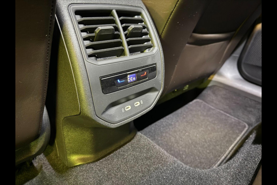 Seat Leon Sportstourer 1.4 TSI eHybrid PHEV FR Business Intense NAVI/V-COCKPIT/DAB/CARPLAY/ECC/PDC/CRUISE///