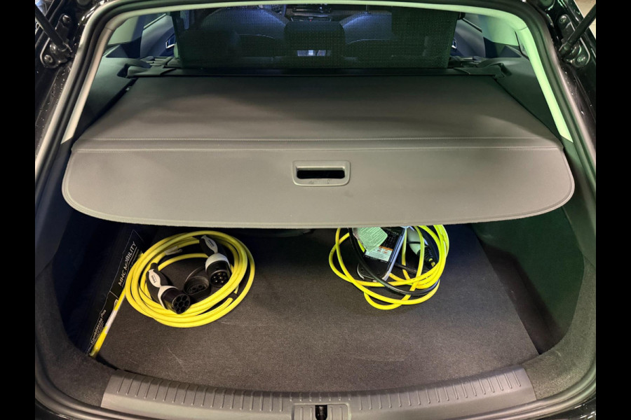 Seat Leon Sportstourer 1.4 TSI eHybrid PHEV FR Business Intense NAVI/V-COCKPIT/DAB/CARPLAY/ECC/PDC/CRUISE///