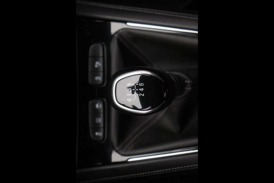 Opel Grandland X 1.2 Turbo Business Executive Trekhaak Navigatie Origineel NL