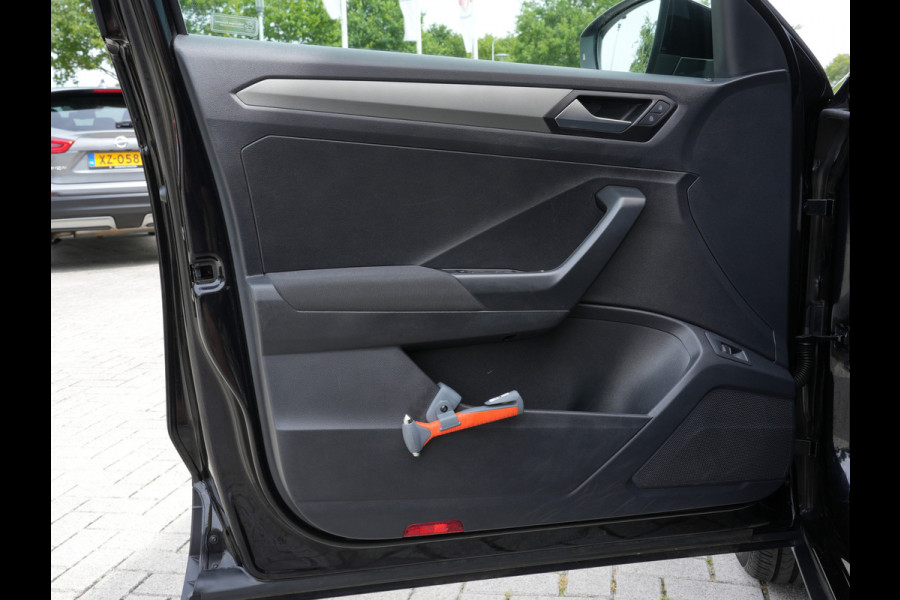 Volkswagen T-Roc 1.5 TSI DSG Style Business | Navigatie | Climate Control | Virtual | Camera