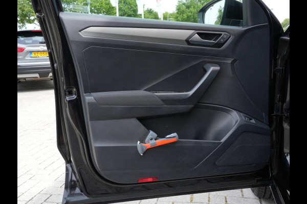 Volkswagen T-Roc 1.5 TSI DSG Style Business | Navigatie | Climate Control | Virtual | Camera