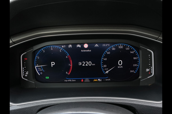 Volkswagen T-Roc 1.5 TSI DSG Style Business | Navigatie | Climate Control | Virtual | Camera