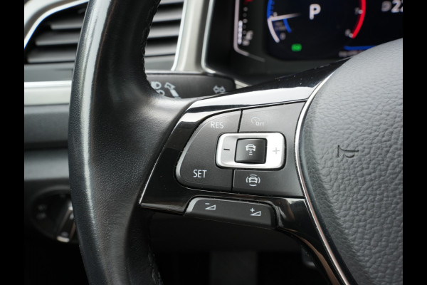 Volkswagen T-Roc 1.5 TSI DSG Style Business | Navigatie | Climate Control | Virtual | Camera