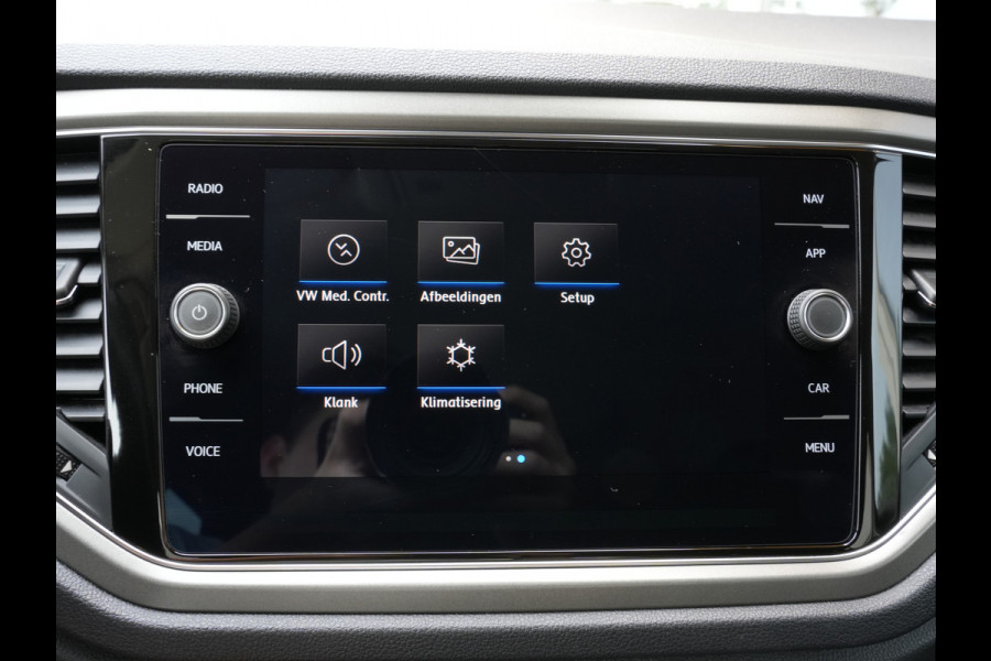 Volkswagen T-Roc 1.5 TSI DSG Style Business | Navigatie | Climate Control | Virtual | Camera