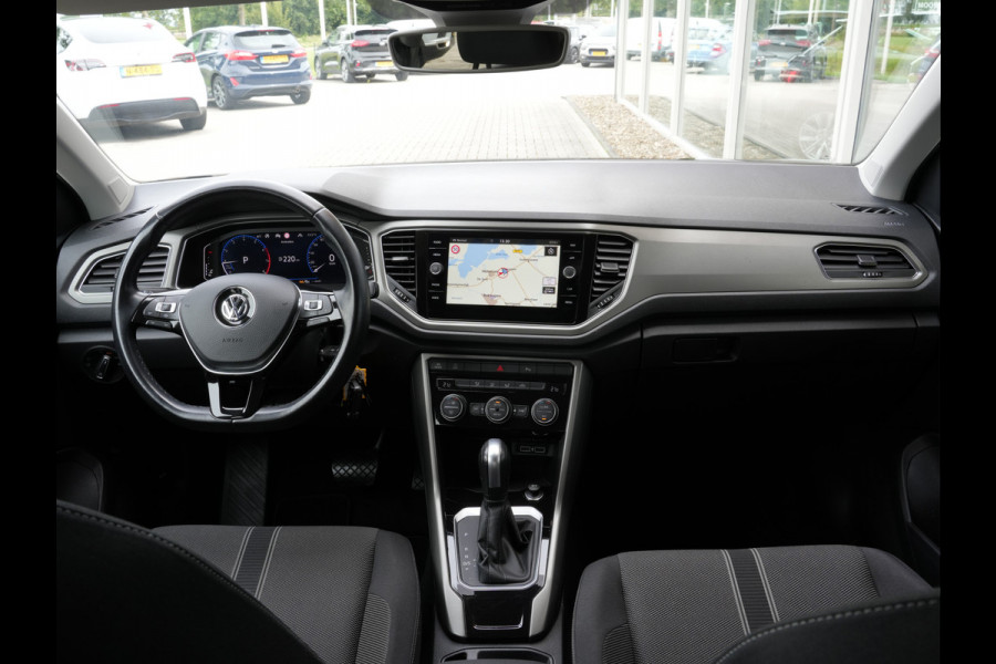 Volkswagen T-Roc 1.5 TSI DSG Style Business | Navigatie | Climate Control | Virtual | Camera