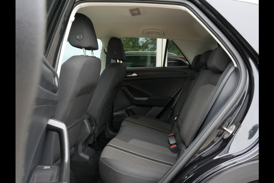 Volkswagen T-Roc 1.5 TSI DSG Style Business | Navigatie | Climate Control | Virtual | Camera
